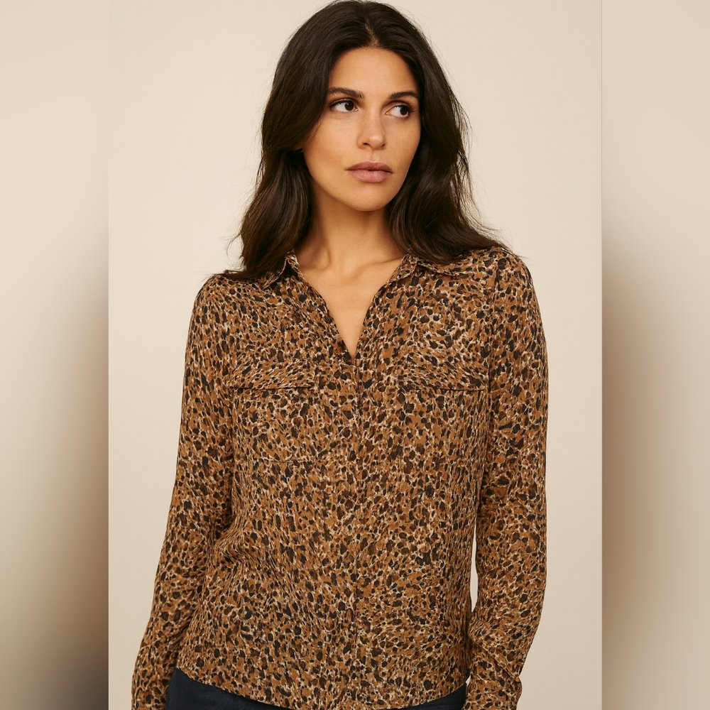 Jones New York Signature Blouse – Chic & Classic with Faux Pockets Size L